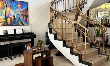 CASA EN VENTA EN JARDINES DEL BOSQUE