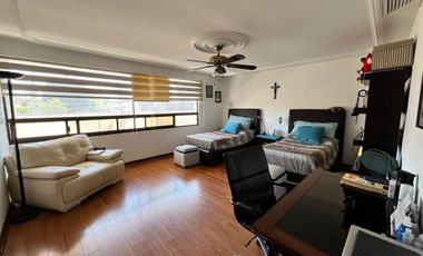 CASA EN VENTA EN JARDINES DEL BOSQUE