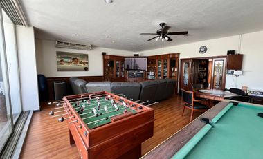 CASA EN VENTA EN JARDINES DEL BOSQUE