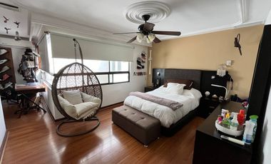 CASA EN VENTA EN JARDINES DEL BOSQUE