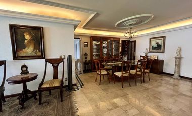 CASA EN VENTA EN JARDINES DEL BOSQUE