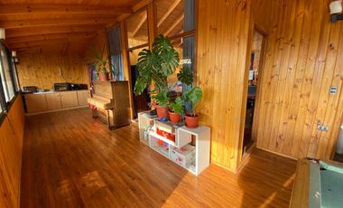 Amplia Casa en Terreno de 735 m², Lomas de lo Aguirre, Pudahuel.