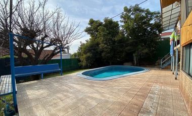 Amplia Casa en Terreno de 735 m², Lomas de lo Aguirre, Pudahuel.