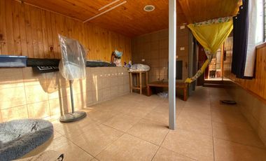 Amplia Casa en Terreno de 735 m², Lomas de lo Aguirre, Pudahuel.