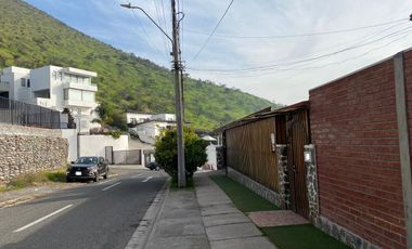 Amplia Casa en Terreno de 735 m², Lomas de lo Aguirre, Pudahuel.