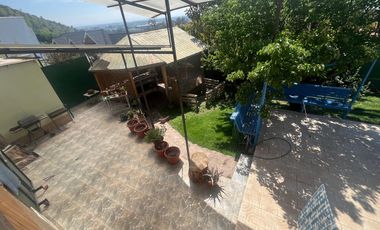 Casa Ampliada en Terreno de 735 m² en Lomas de lo Aguirre, Pudahuel.