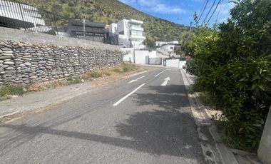 Casa Ampliada en Terreno de 735 m² en Lomas de lo Aguirre, Pudahuel.