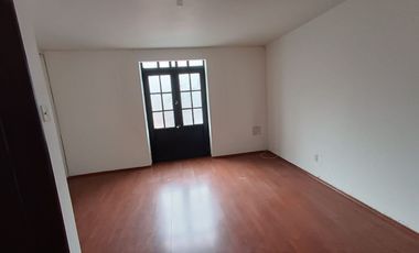 Casa sola en Renta en Coyoacan