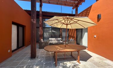 RENTA DE CASA DE UN NIVEL EN BALVANERA QUERÉTARO CON ALBERCA