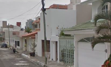 HERMOSA PROPIEDAD, EN UN LUGAR MARAVILLOSO.