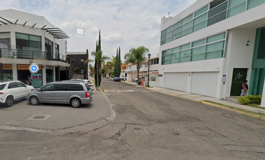 Gran oferta casa en remate bancario  Fraccionamiento Residencial Caletto, Querétaro