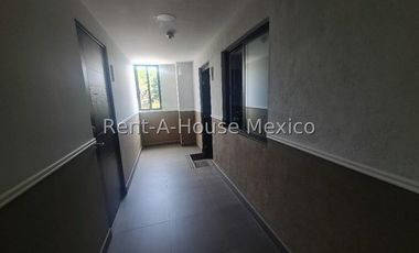 Departamento Amueblado en Renta en Naucalpan,Lomas de Tecamachalco CMB 25-1064.