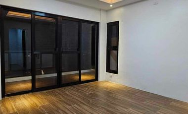 5-Bedroom Modern House For Sale in Taytay Rizal