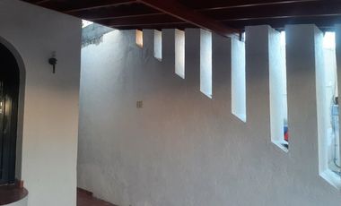 CASA HABITACION AMUEBLADA EN VENTA EN CADEREYTA JIMENEZ, NUEVO LEON, ZONA COL. NUEVA MADERO, CONSTRUCCION Y DISEÑO ARQUITECTONICO, ESTILO RUSTICO
