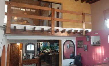 CASA HABITACION AMUEBLADA EN VENTA EN CADEREYTA JIMENEZ, NUEVO LEON, ZONA COL. NUEVA MADERO, CONSTRUCCION Y DISEÑO ARQUITECTONICO, ESTILO RUSTICO