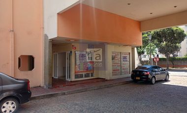 COD. 10499 SE ARRIENDA LOCAL PLAZA MAYOR - BUCARAMANGA