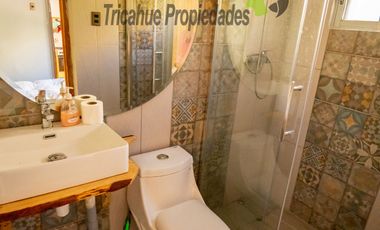 Terreno de 6.000 m2 con linda casa , cabaña y orilla de río, Cochiguaz, Valle del Elqui. $220 millones