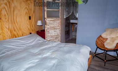 Terreno de 6.000 m2 con linda casa , cabaña y orilla de río, Cochiguaz, Valle del Elqui. $220 millones