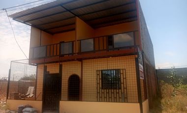 CASA DE VENTA EN URBANIZACION COSTA REAL 2 EN MANTA JARAMIJO.
