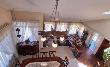 VENTA AMPLIA CASA SECTOR SANGOLQUI