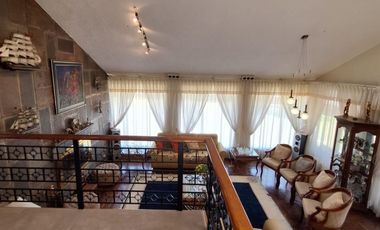 VENTA AMPLIA CASA SECTOR SANGOLQUI