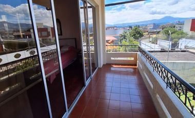 VENTA AMPLIA CASA SECTOR SANGOLQUI