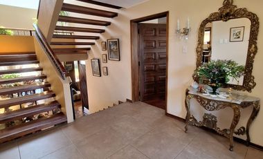 VENTA AMPLIA CASA SECTOR SANGOLQUI