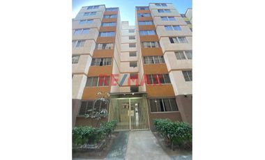 Vendo Cochera En Condominio
