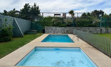 AMPLIO Y MODERNO DEPTO EN EDIFICIO ALTO LOMAS