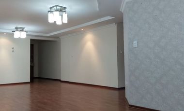 Departamento de 3 dormitorios de arriendo centro norte de Quito