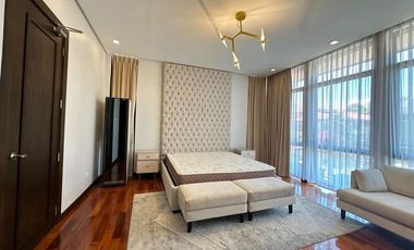 Well maintain Modern contemporary House in Alabang Hills