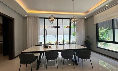 Well maintain Modern contemporary House in Alabang Hills