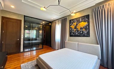 Well maintain Modern contemporary House in Alabang Hills