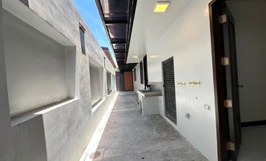 Well maintain Modern contemporary House in Alabang Hills