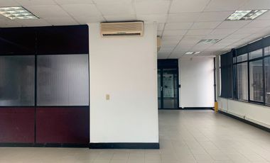 46612 Oficina en Venta Milla de Oro