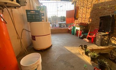 PROPIEDAD COMERCIAL EN RIVERA DE LA PRESA DE OPORTUNIDAD EN VENTA SOBRE BOULEVARD CON 4 LOCALES Y 2 DPTOS.