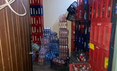 PROPIEDAD COMERCIAL EN RIVERA DE LA PRESA DE OPORTUNIDAD EN VENTA SOBRE BOULEVARD CON 4 LOCALES Y 2 DPTOS.