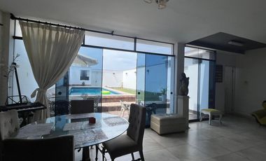 VENDO CASA EN ALAMEDA EL ESPINELO EN LAS BRISAS DE VILLA