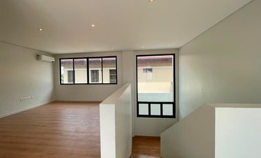 Massive 4 bedrooms Brand new House and lot for sale in Las Pina City