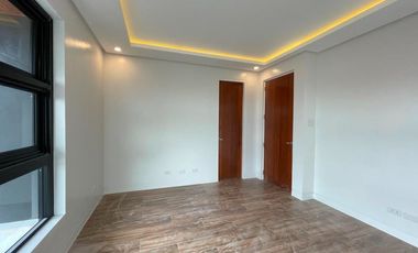 Massive 4 bedrooms Brand new House and lot for sale in Las Pina City
