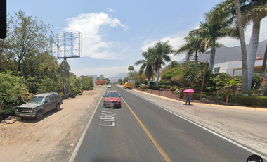 ¡Atención Inversionistas! Casa en fraccionamiento Ubicada en Colonia Bajío en Ajijic, Jalisco con 3 Habitaciones y 115m2.
