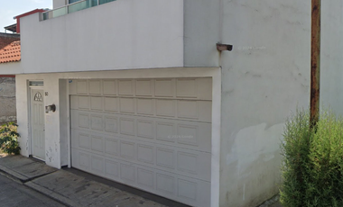 CASA EN VENTA EN URUAPAN