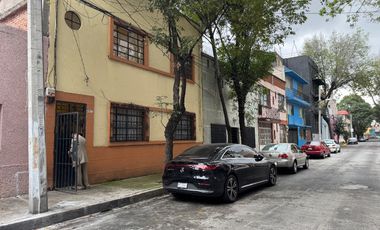 Gran oportunidad de inmueble con 4 unidades independientes en la colonia Ampliación parque Asturias