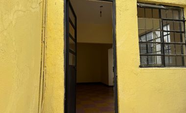 Gran oportunidad de inmueble con 4 unidades independientes en la colonia Ampliación parque Asturias