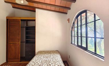 Casa en venta en tepoztlán Morelos, con  amplio terreno