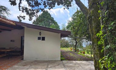 Casa en venta en tepoztlán Morelos, con  amplio terreno