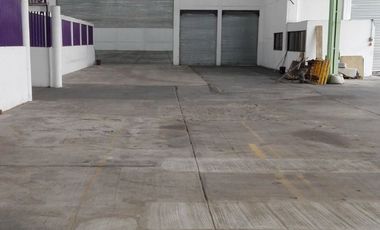 Nave Logística y/o Proceso Productivo 5,000 m2 con Oficinas entre Periférico Oriente y v Tlahuac