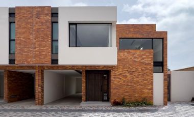 I3 Casas Nuevas en Puembo