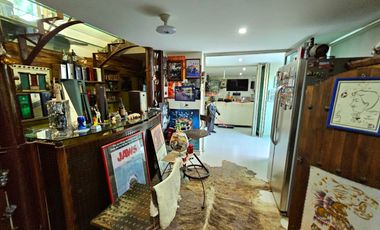 LAS CAÑADAS CASA EN VENTA DE PRACTICAMENTE UNA PLANTACON ALBERCA