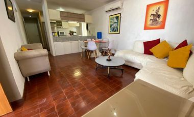 Salinas, encantadora villa dentro de urbanización y cerca del malecón.
